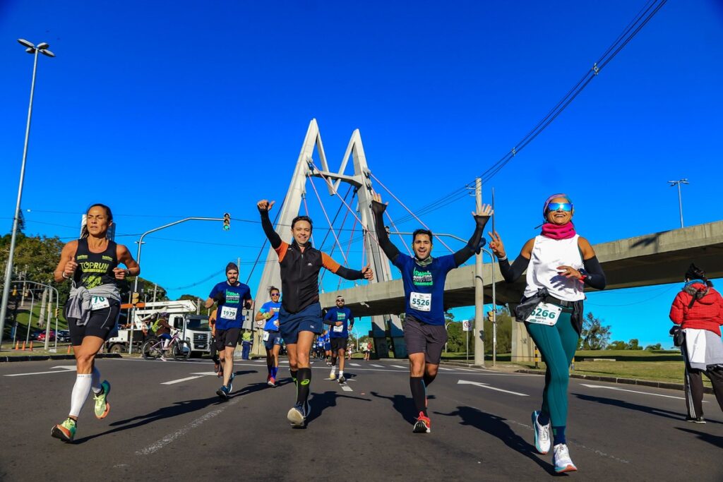Maratona de Porto Alegre aumenta premiação - Blog Foco Radical