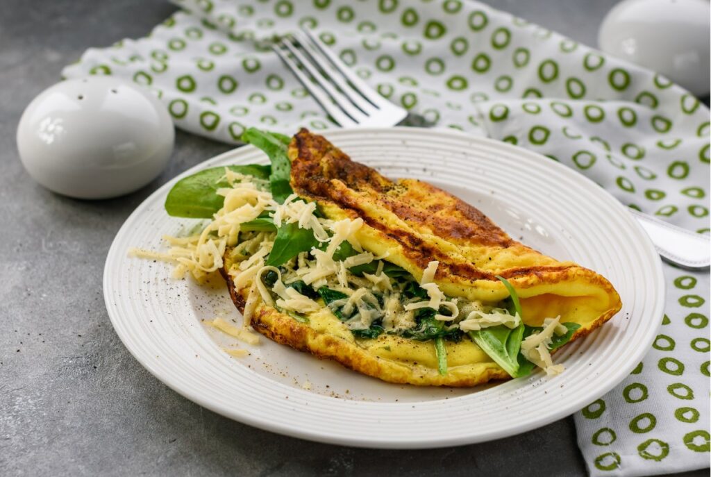 Dieta Cetogênica: omelete com espinafre - Blog Foco Radical